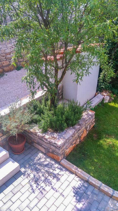 Apartment Li Tar-Vabriga Buitenkant foto
