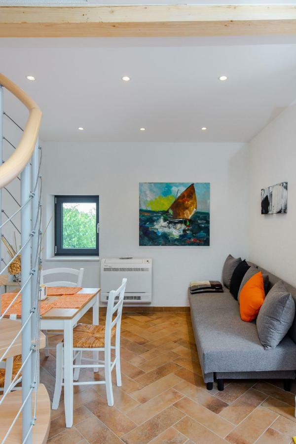 Apartment Li Tar-Vabriga Buitenkant foto